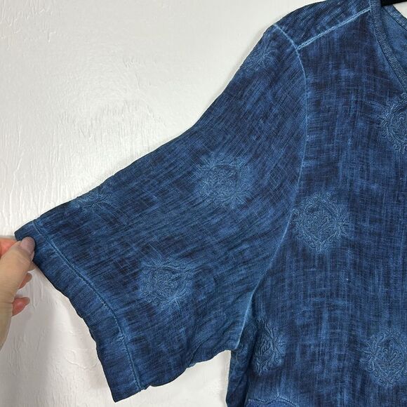Chico’s Blue Embroidered Linen Relaxed Fit Top Blouse Size 8/10 - Picture 4 of 11